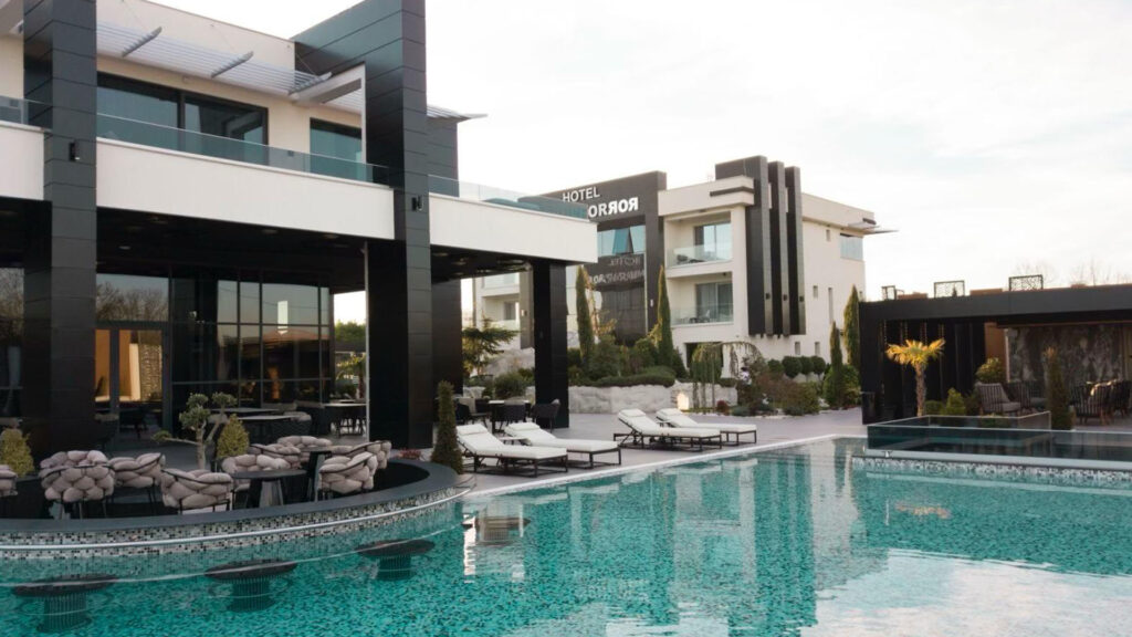 Makedonya - Mirror Hotel1